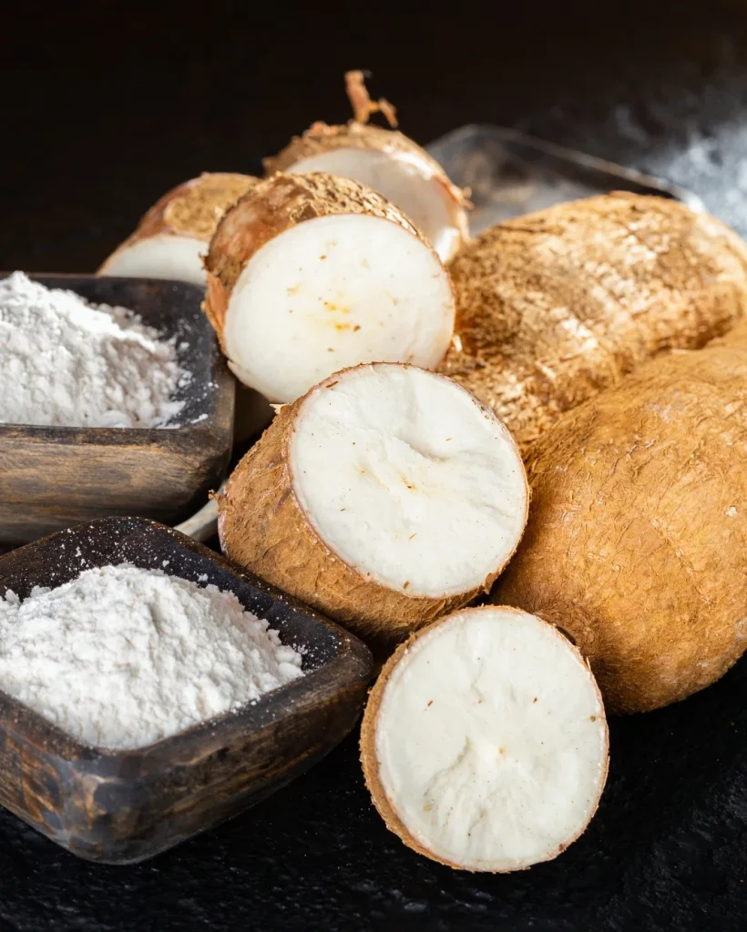 pile-of-cassava-and-cassava-flour-on-dark-backgrou-2025-08-24-23-56-23-utc (1)
